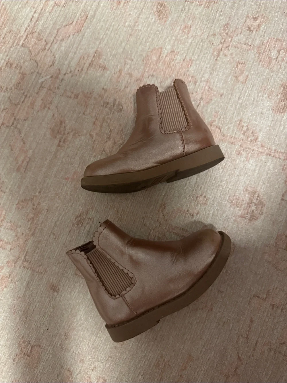 Old Navy Toddler Pink Shinmer Chelsea Boots